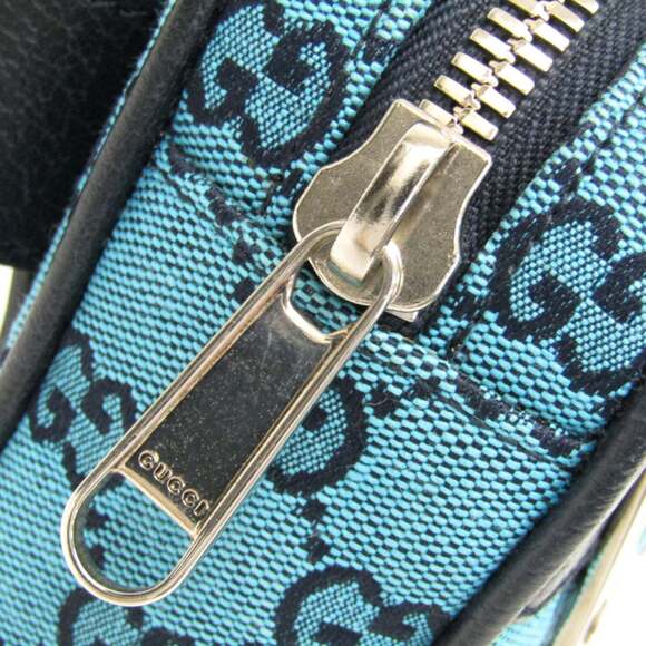 GUCCI Authentic Blue Leather Fanny Pack - Picture 6 of 12